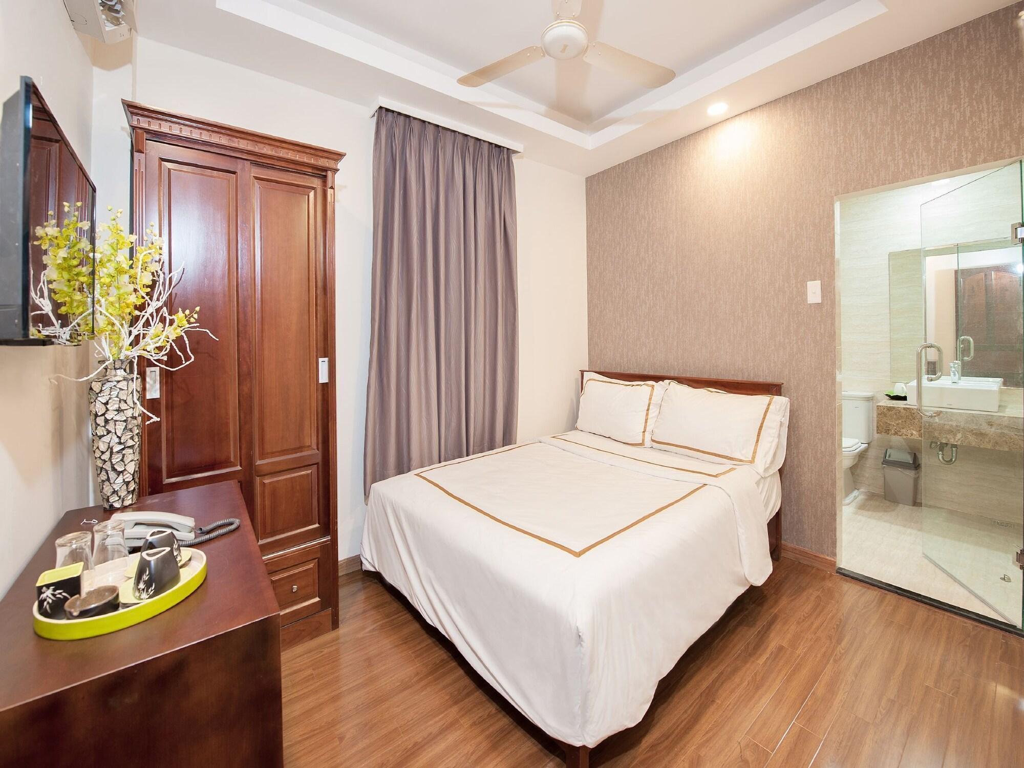 Lan Anh Hotel Thành Pho Ho Chí Minh Esterno foto